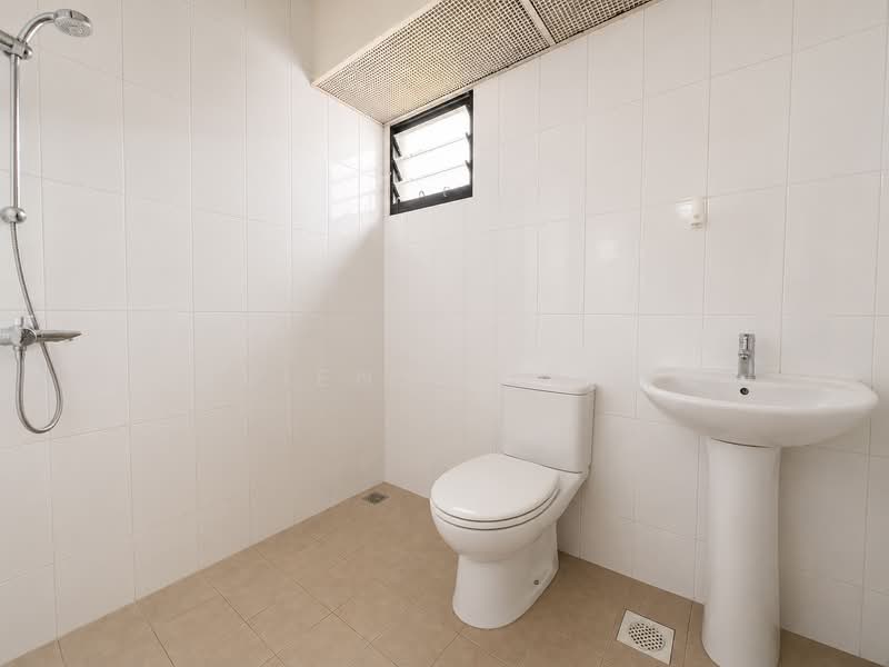 593A Montreal Ville, 593A Montreal Link, 2 Bedrooms, 732 sqft, HDB Flat For Sale, by Javien Lee 李峙樑, 500192715 - Master Bathroom - PropertyGuru.com.sg