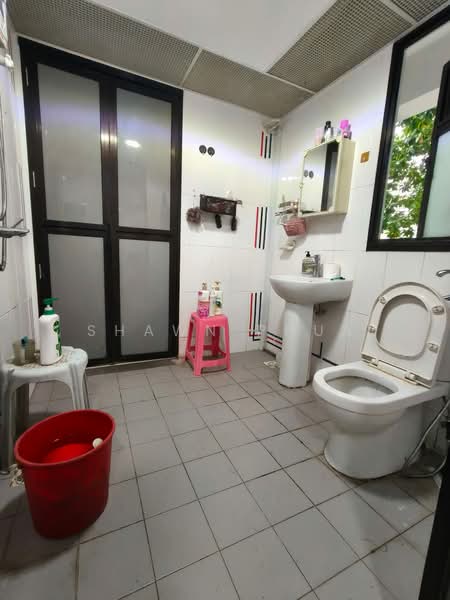 462C Blossom Spring @ Yishun, 462C Yishun Avenue 6, 1 Bedroom, 506 sqft, HDB Flat For Sale, by Shawn Phua, 500192716 - Bathroom - PropertyGuru.com.sg