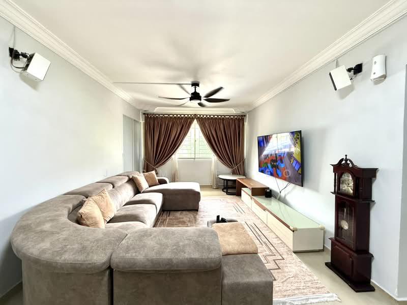 122 Teck Whye Lane, 122 Teck Whye Lane, 4 Bedrooms, 1,302 sqft, HDB Flat For Sale, by Jasmine Teo, 500192719 - Living Room - PropertyGuru.com.sg