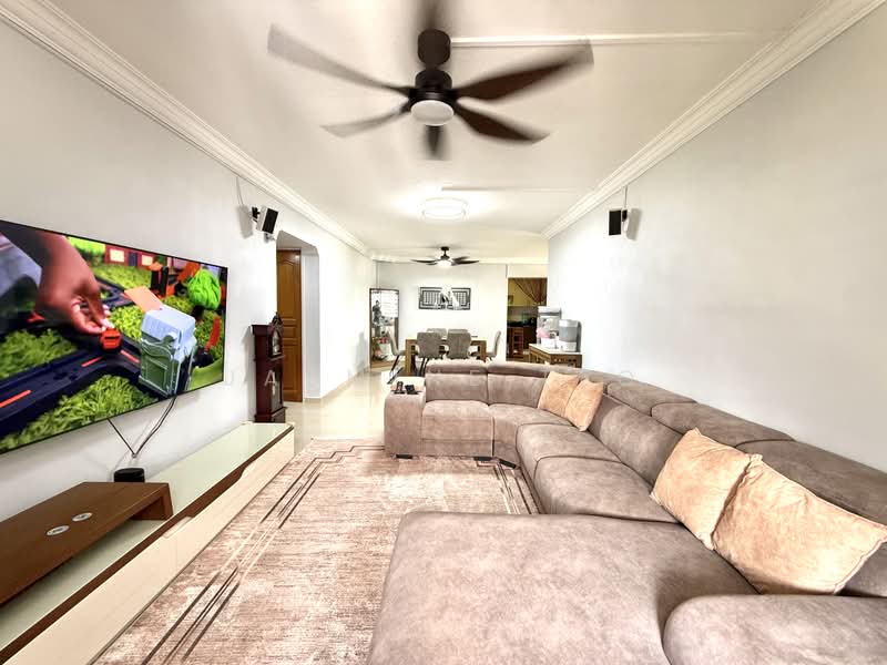 122 Teck Whye Lane, 122 Teck Whye Lane, 4 Bedrooms, 1,302 sqft, HDB Flat For Sale, by Jasmine Teo, 500192719 - Living Room - PropertyGuru.com.sg