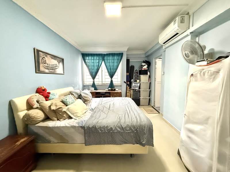 122 Teck Whye Lane, 122 Teck Whye Lane, 4 Bedrooms, 1,302 sqft, HDB Flat For Sale, by Jasmine Teo, 500192719 - Bedroom - PropertyGuru.com.sg