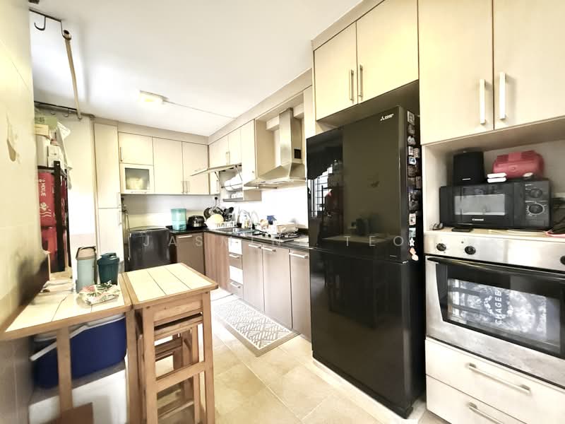 122 Teck Whye Lane, 122 Teck Whye Lane, 4 Bedrooms, 1,302 sqft, HDB Flat For Sale, by Jasmine Teo, 500192719 - Kitchen - PropertyGuru.com.sg