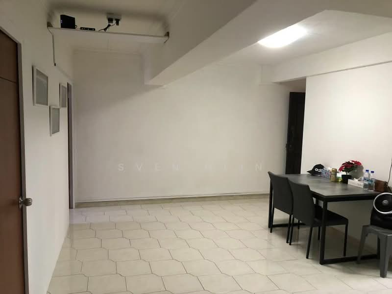 People's Park Complex, 1 Park Road, 5 Bedrooms, 1,119 sqft, Apartment For Sale, by Sven Hein, 500192720 - Living Room - PropertyGuru.com.sg