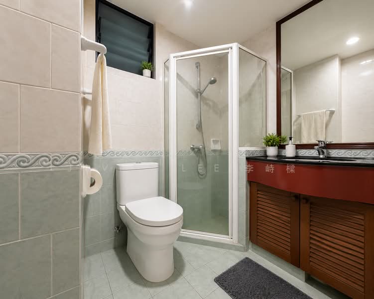 Pinevale, 4 Tampines Street 73, 3 Bedrooms, 1,292 sqft, Condominium For Sale, by Javien Lee 李峙樑, 500192727 - Bathroom - PropertyGuru.com.sg