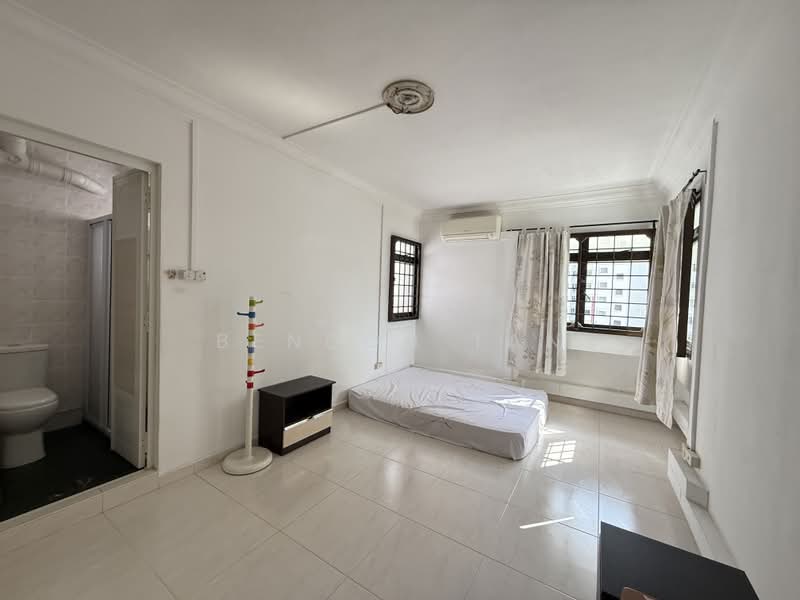 137 Rivervale Street, 137 Rivervale Street, 3 Bedrooms, 1,518 sqft, HDB Flat For Rent, by Bendon Tan, 500192747 - Bedroom - PropertyGuru.com.sg