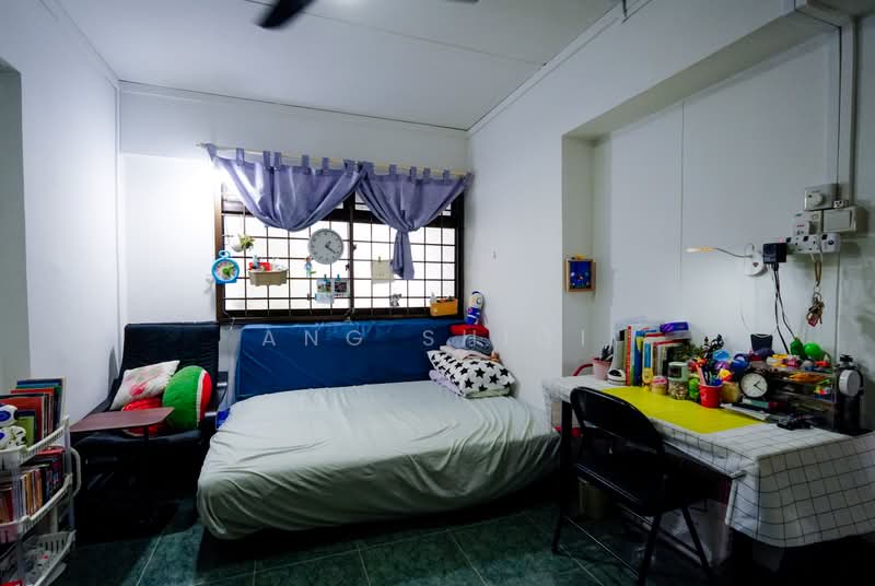 476 Sembawang Drive, 476 Sembawang Drive, 3 Bedrooms, 969 sqft, HDB Flat For Sale, by Ang ShiQi, 500192749 - Bedroom - PropertyGuru.com.sg