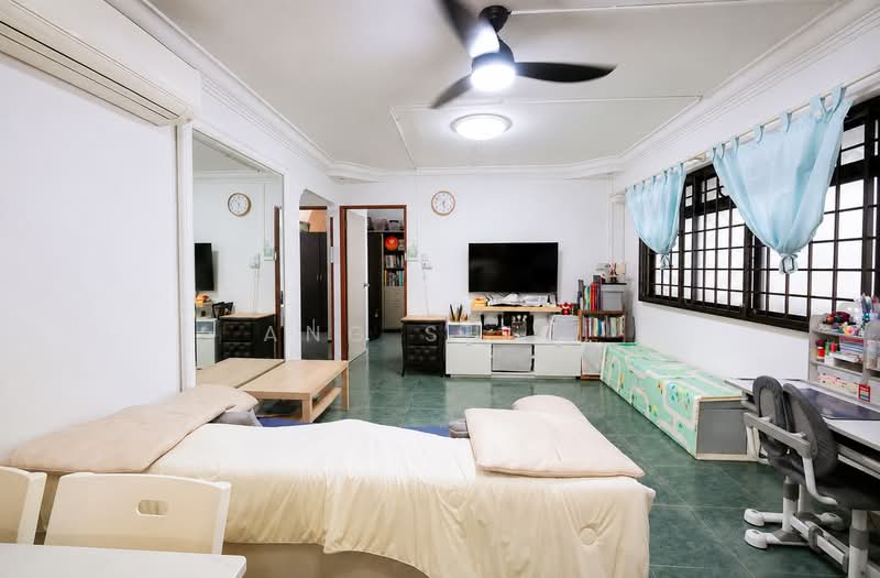 476 Sembawang Drive, 476 Sembawang Drive, 3 Bedrooms, 969 sqft, HDB Flat For Sale, by Ang ShiQi, 500192749 - Living Room - PropertyGuru.com.sg