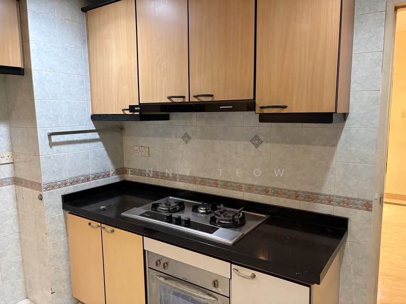 Hillview Green, 61 Hume Avenue, 4 Bedrooms, 1,722 sqft, Condominium For Rent, by Kenny Teow, 500192751 - Kitchen - PropertyGuru.com.sg