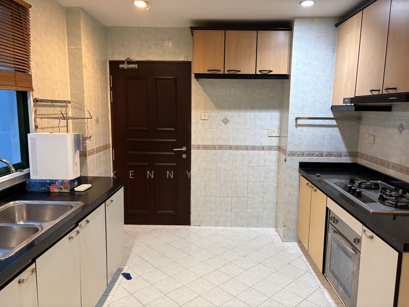Hillview Green, 61 Hume Avenue, 4 Bedrooms, 1,722 sqft, Condominium For Rent, by Kenny Teow, 500192751 - Kitchen - PropertyGuru.com.sg