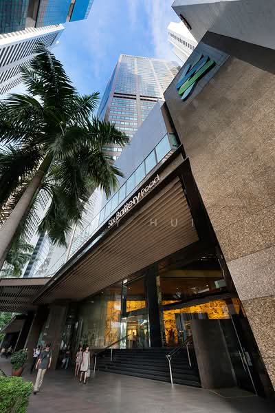 Six Battery Road Building, 6 Battery Road, 926 sqft, Food & Beverage For Rent, by May Hui, 500192753 - Exterior - CommercialGuru.com.sg