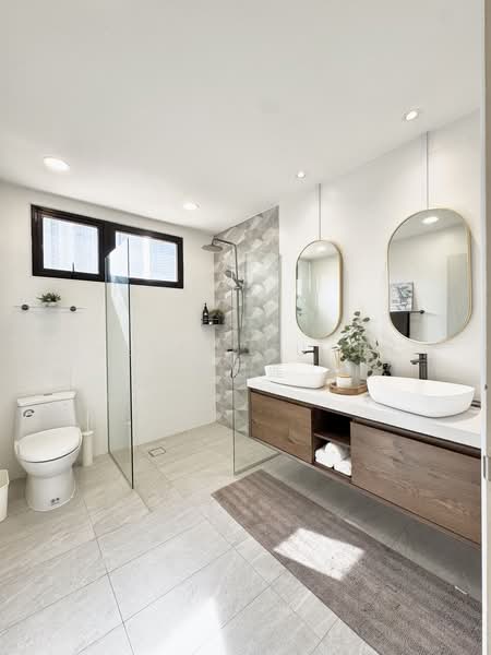 Yong An Park, 331 River Valley Road, 4 Bedrooms, 3,606 sqft, Condominium For Sale, by Lilian Huang 黄丽莲, 500192757 - Bathroom - PropertyGuru.com.sg