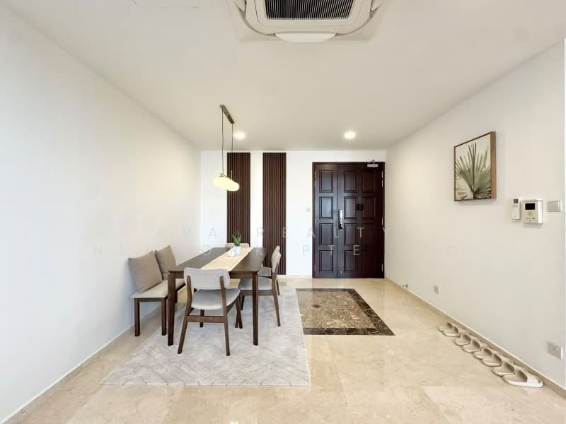 Yong An Park, 331 River Valley Road, 4 Bedrooms, 3,606 sqft, Condominium For Sale, by Phoebe, 500192760 - Dining Room - PropertyGuru.com.sg