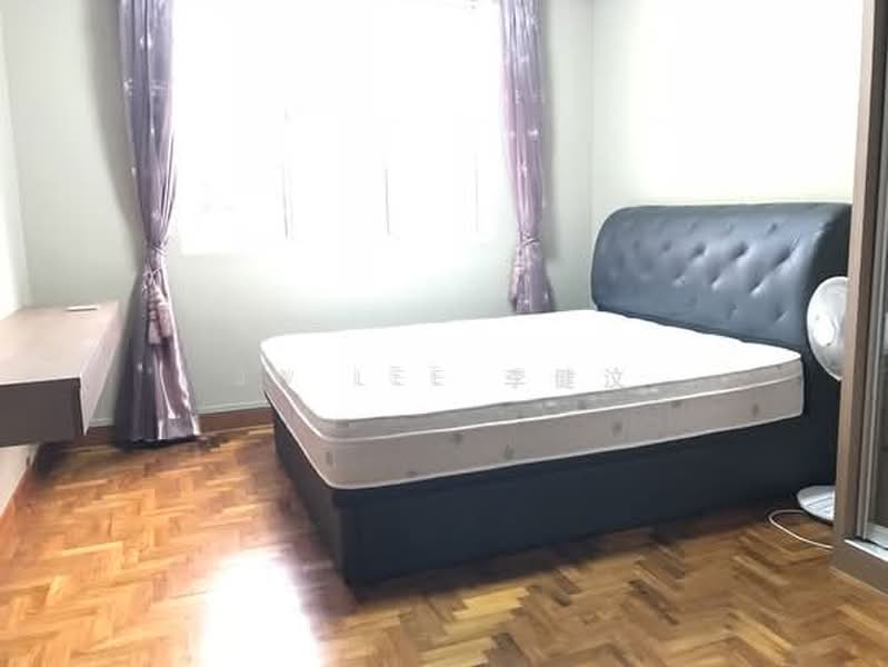 Castle Green, 483 Yio Chu Kang Road, 2 Bedrooms, 947 sqft, Condominium For Sale, by JW Lee 李健汶, 500192762 - Bedroom - PropertyGuru.com.sg