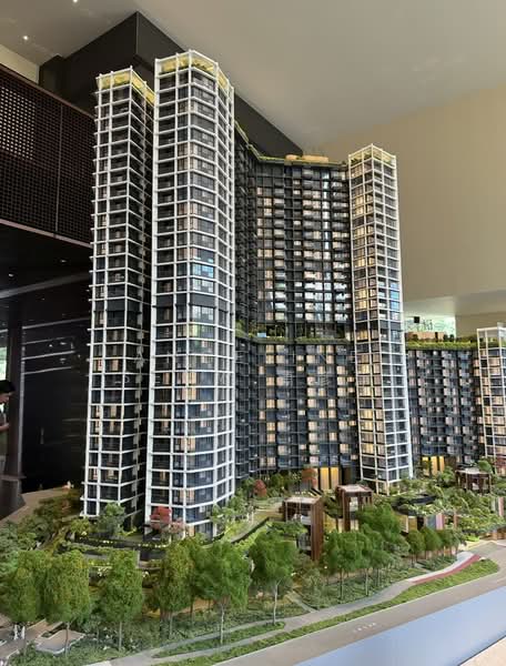 The Reserve Residences, 9 Jalan Anak Bukit, 2 Bedrooms, 743 sqft, Condominium For Sale, by Angeline Seow 萧彦萍, 500192771 - Exterior - PropertyGuru.com.sg