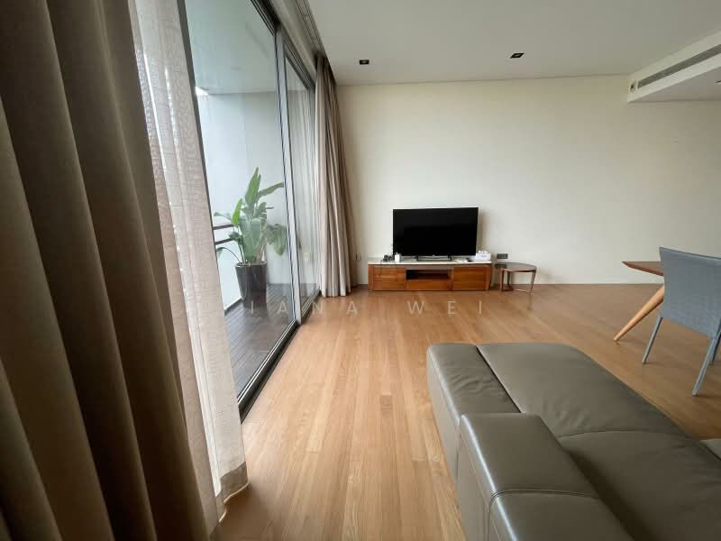 Hilltops, 99 Cairnhill Circle, 2 Bedrooms, 829 sqft, Condominium For Rent, by Diana Wei, 500192773 - Living Room - PropertyGuru.com.sg
