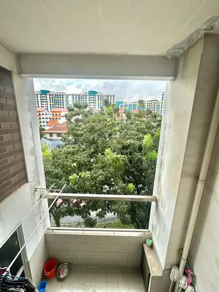 287 Choa Chu Kang Avenue 2, 287 Choa Chu Kang Avenue 2, 4 Bedrooms, 1,603 sqft, HDB Flat For Sale, by Adeline Lim, 500192779 - Balcony - PropertyGuru.com.sg