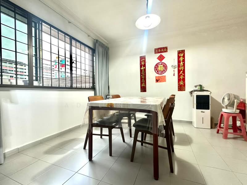 287 Choa Chu Kang Avenue 2, 287 Choa Chu Kang Avenue 2, 4 Bedrooms, 1,603 sqft, HDB Flat For Sale, by Adeline Lim, 500192779 - Dining Room - PropertyGuru.com.sg