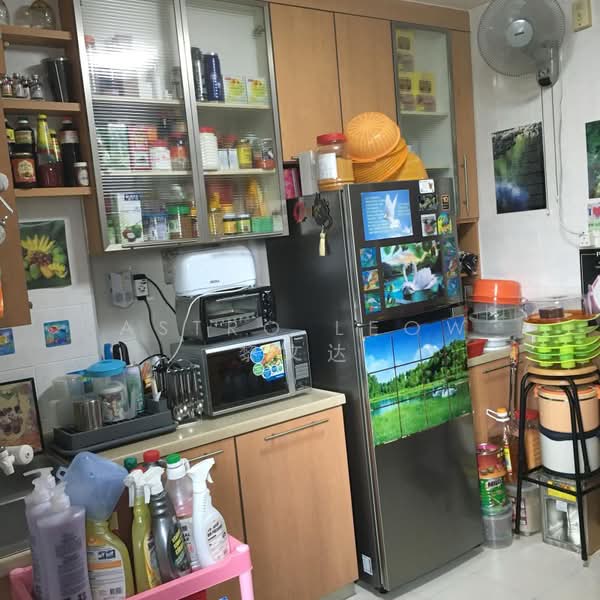 506A Wellington Circle, 506A Wellington Circle, Room Rental, 120 sqft, HDB Flat For Rent, by Astro Leow 黎文达, 500192788 - Kitchen - PropertyGuru.com.sg