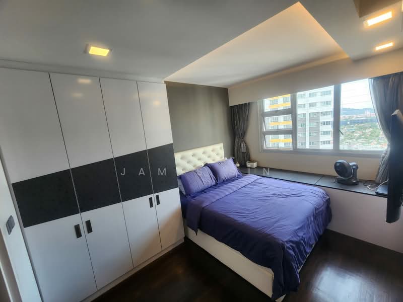 312A Clementi Avenue 4, 312A Clementi Avenue 4, 2 Bedrooms, 743 sqft, HDB Flat For Sale, by James Sin, 500192795 - Master Bedroom - PropertyGuru.com.sg