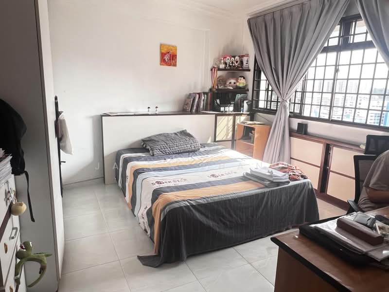 191 Bukit Batok West Avenue 6, 191 Bukit Batok West Avenue 6, 4 Bedrooms, 1,291 sqft, HDB Flat For Sale, by Jason Zhang, 500192798 - Bedroom - PropertyGuru.com.sg