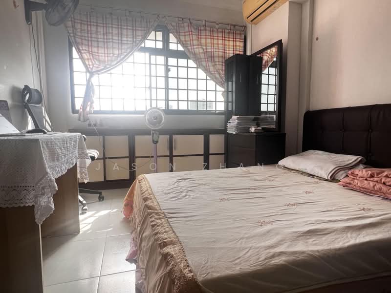 191 Bukit Batok West Avenue 6, 191 Bukit Batok West Avenue 6, 4 Bedrooms, 1,291 sqft, HDB Flat For Sale, by Jason Zhang, 500192798 - Bedroom - PropertyGuru.com.sg
