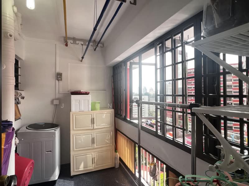 191 Bukit Batok West Avenue 6, 191 Bukit Batok West Avenue 6, 4 Bedrooms, 1,291 sqft, HDB Flat For Sale, by Jason Zhang, 500192798 - Balcony - PropertyGuru.com.sg