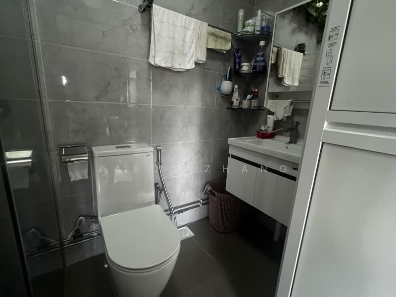 191 Bukit Batok West Avenue 6, 191 Bukit Batok West Avenue 6, 4 Bedrooms, 1,291 sqft, HDB Flat For Sale, by Jason Zhang, 500192798 - Bathroom - PropertyGuru.com.sg