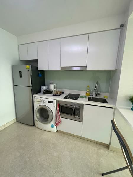 Eight Riversuites, 2 Whampoa East, Studio, 441 sqft, Condominium For Rent, by Helen Xu, 500192806 - Kitchen - PropertyGuru.com.sg