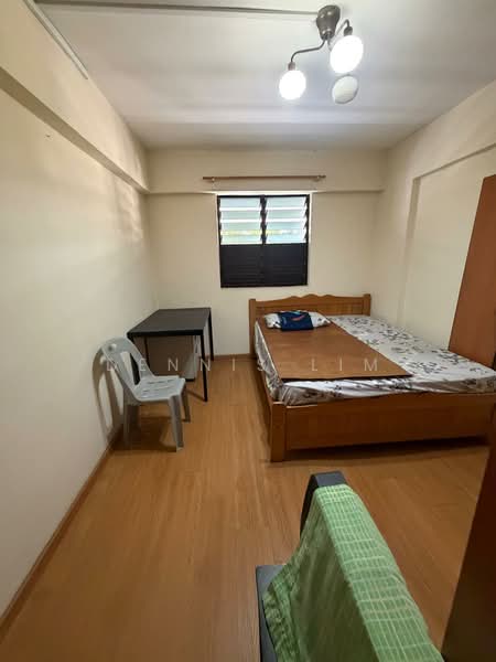 505 Ang Mo Kio Avenue 8, 505 Ang Mo Kio Avenue 8, 2 Bedrooms, 721 sqft, HDB Flat For Sale, by Dennis Lim, 500192809 - Bedroom - PropertyGuru.com.sg