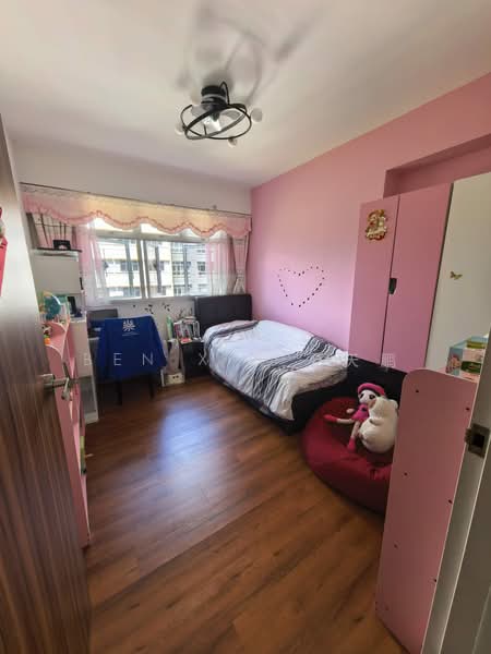694C Woodlands Drive 62, 694C Woodlands Drive 62, 3 Bedrooms, 1,216 sqft, HDB Flat For Sale, by Ben XIA 夏天鹏, 500192822 - Bedroom - PropertyGuru.com.sg