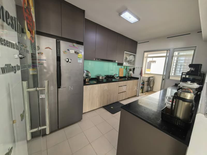 694C Woodlands Drive 62, 694C Woodlands Drive 62, 3 Bedrooms, 1,216 sqft, HDB Flat For Sale, by Ben XIA 夏天鹏, 500192822 - Kitchen - PropertyGuru.com.sg