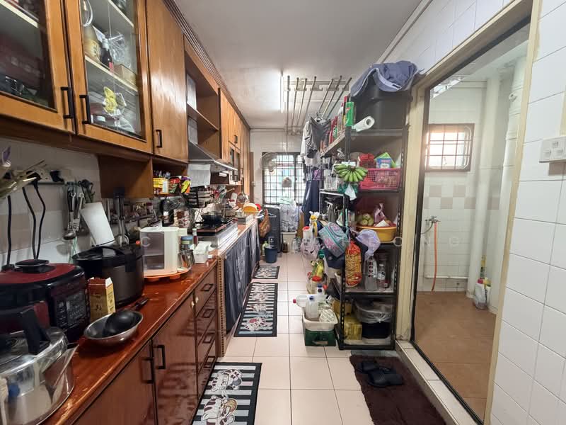 668D Jurong West Street 64, 668D Jurong West Street 64, 3 Bedrooms, 915 sqft, HDB Flat For Sale, by Michelle Cheong, 500192827 - Kitchen - PropertyGuru.com.sg