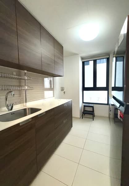 Lush Acres, Sengkang West Way/Fernvale, 3 Bedrooms, 926 sqft, Executive Condominium For Rent, by Zack Goh Tze Khiang, 500192828 - Kitchen - PropertyGuru.com.sg