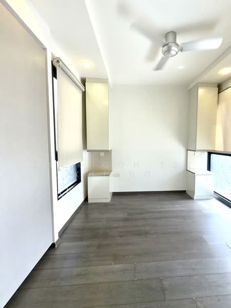 Lush Acres, Sengkang West Way/Fernvale, 3 Bedrooms, 926 sqft, Executive Condominium For Rent, by Zack Goh Tze Khiang, 500192828 - Master bedroom - PropertyGuru.com.sg