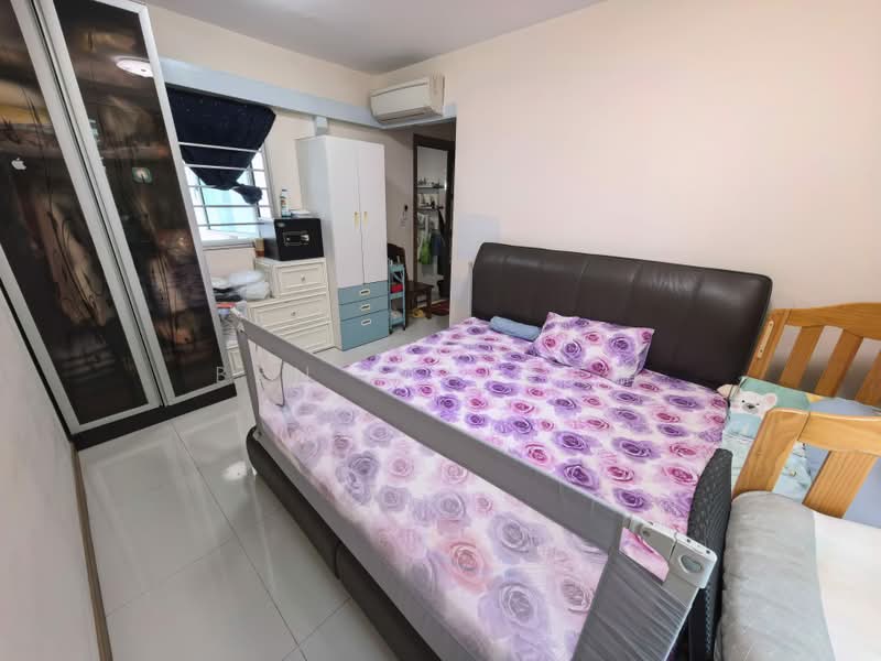 453A Bukit Batok West Avenue 6, 453A Bukit Batok West Avenue 6, 3 Bedrooms, 1,238 sqft, HDB Flat For Sale, by Ben XIA 夏天鹏, 500192833 - Bedroom - PropertyGuru.com.sg