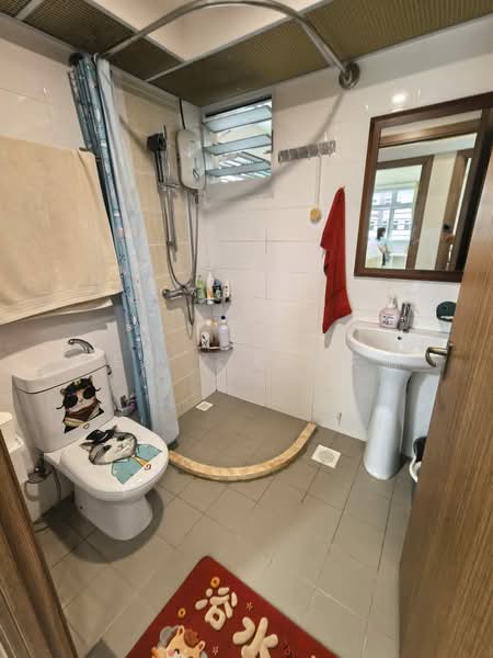 453A Bukit Batok West Avenue 6, 453A Bukit Batok West Avenue 6, 3 Bedrooms, 1,238 sqft, HDB Flat For Sale, by Ben XIA 夏天鹏, 500192833 - Bathroom - PropertyGuru.com.sg