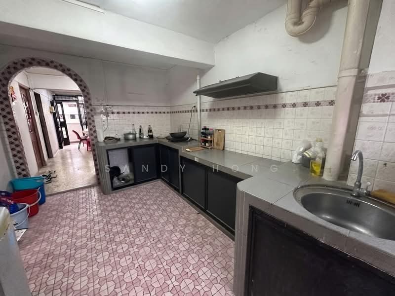 211 Boon Lay Place, 211 Boon Lay Place, 2 Bedrooms, 699 sqft, HDB Flat For Sale, by Sandy Hong, 500192845 - Kitchen - PropertyGuru.com.sg