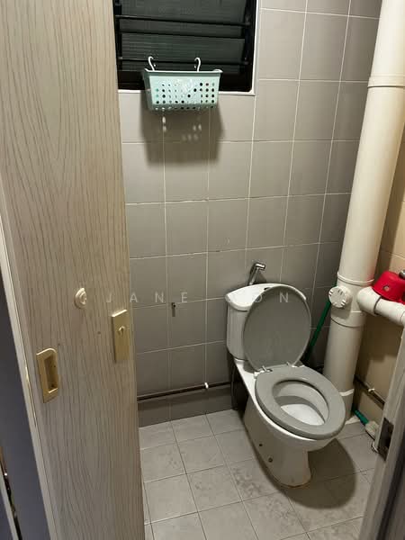 119 Potong Pasir Avenue 1, 119 Potong Pasir Avenue 1, Room Rental, 150 sqft, HDB Flat For Rent, by Jane Oon, 500192849 - Bathroom - PropertyGuru.com.sg