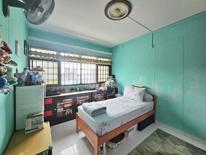 192 Bukit Batok West Avenue 6, 192 Bukit Batok West Avenue 6, 3 Bedrooms, 1,270 sqft, HDB Flat For Sale, by Siti Hasyimah Hassan, 500192860 - Bedroom - PropertyGuru.com.sg