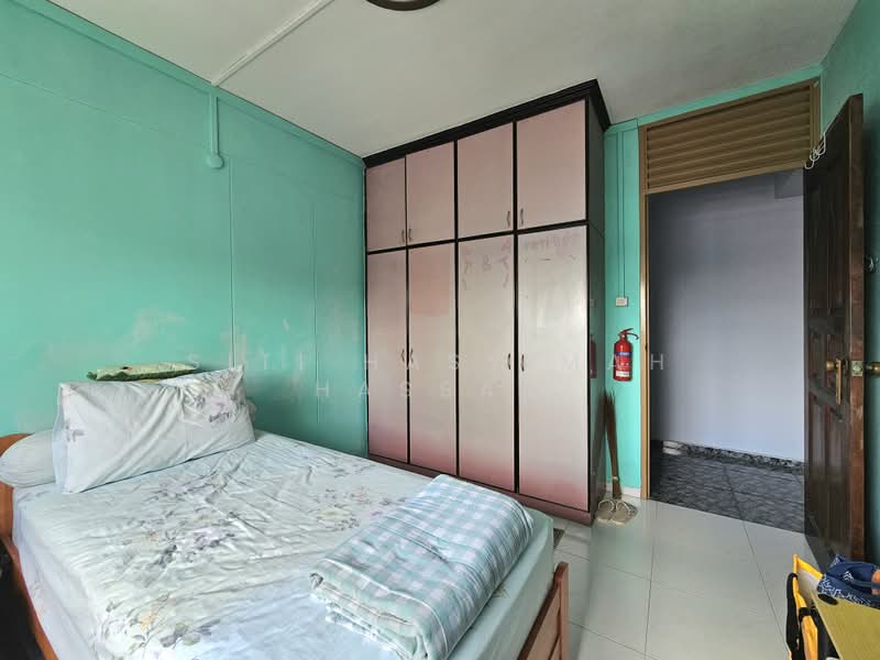 192 Bukit Batok West Avenue 6, 192 Bukit Batok West Avenue 6, 3 Bedrooms, 1,270 sqft, HDB Flat For Sale, by Siti Hasyimah Hassan, 500192860 - Bedroom - PropertyGuru.com.sg