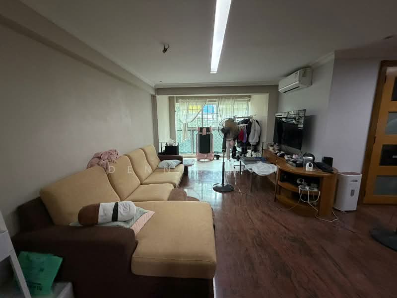 304 Canberra Road, 304 Canberra Road, 4 Bedrooms, 1,518 sqft, HDB Flat For Sale, by Dennis Mah, 500192864 - Living Room - PropertyGuru.com.sg