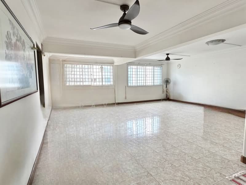 135 Bishan Street 12, 135 Bishan Street 12, 3 Bedrooms, 1,302 sqft, HDB Flat For Sale, by Dave Lim, 500192891 - Living Room - PropertyGuru.com.sg