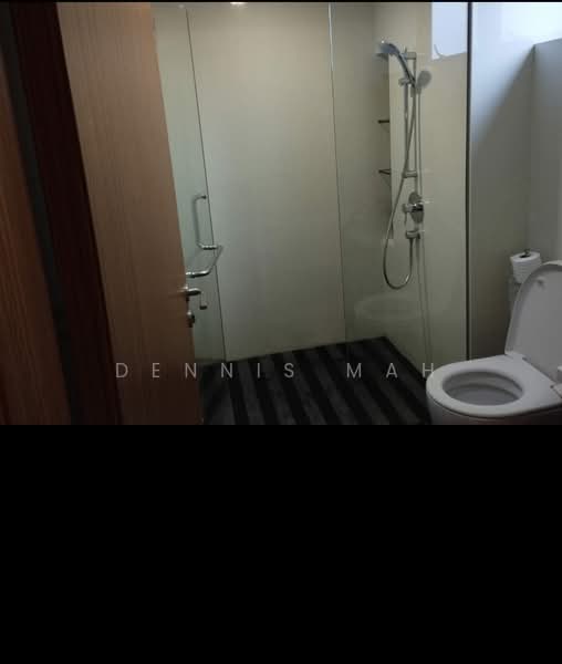 RV Edge, 2 Shanghai Road, 1 Bedroom, 420 sqft, Condominium For Sale, by Dennis Mah, 500192900 - Bathroom - PropertyGuru.com.sg