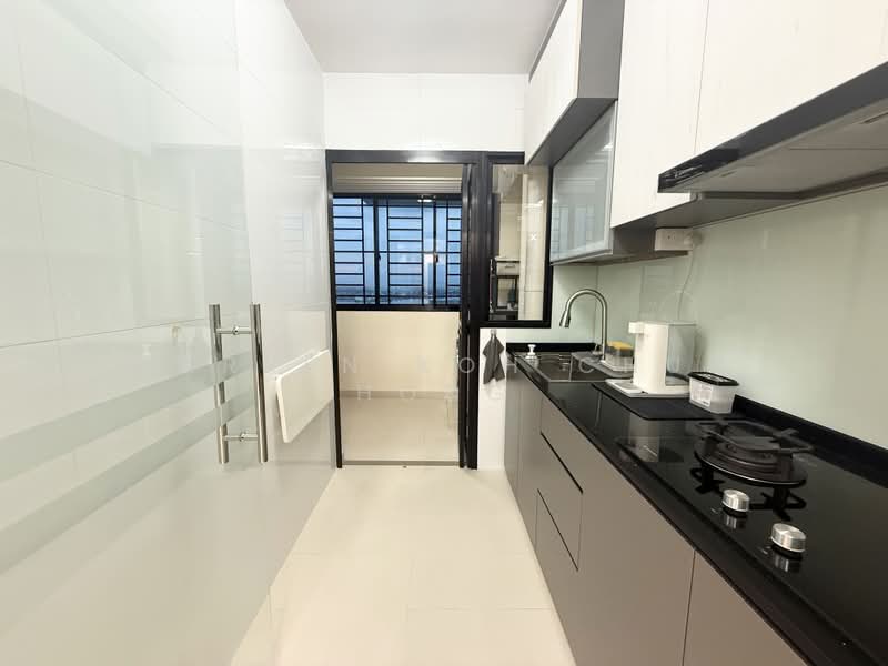 415A Northshore Drive, 415A Northshore Drive, 3 Bedrooms, 1,206 sqft, HDB Flat For Sale, by Darren Koh Chun Hong, 500192901 - Kitchen - PropertyGuru.com.sg