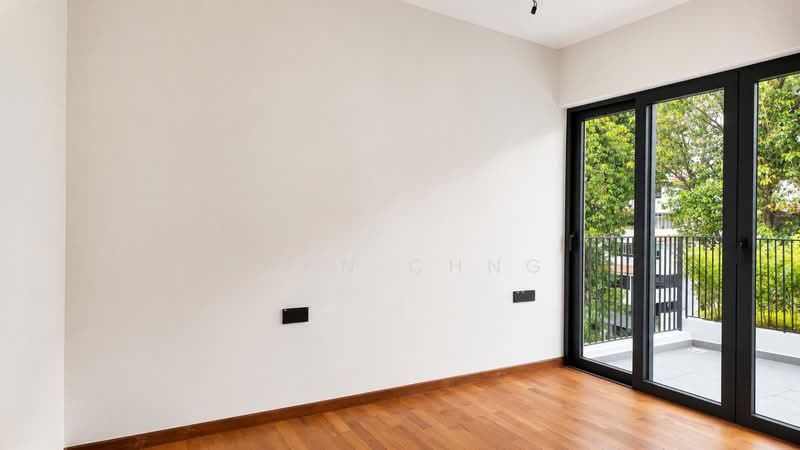 LANDED7772@ Great Value Buy! Big Brand New True Corner Terrace near MRT for Sale! Hurry!, Bedok South, Bedok / Upper East Coast, 6 Bedrooms, 5,565 sqft, Corner Terrace For Sale, by Ivan Chng, 500192912 - Balcony - PropertyGuru.com.sg