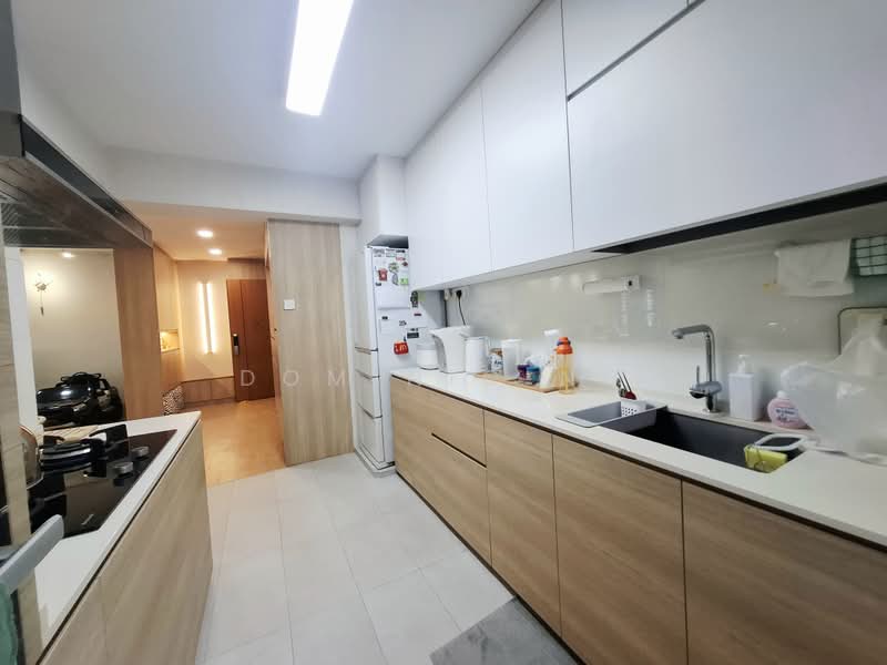 471A Fernvale Street, 471A Fernvale Street, 3 Bedrooms, 1,216 sqft, HDB Flat For Sale, by Dominic Ng, 500192914 - Kitchen - PropertyGuru.com.sg
