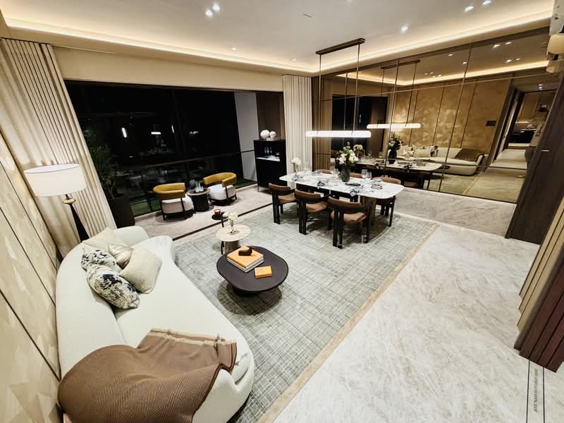 Dunearn House, 760 Dunearn Road, 4 Bedrooms, 1,184 sqft, Condominium For Sale, by Murphy Lee, 500192932 - Living Room - PropertyGuru.com.sg