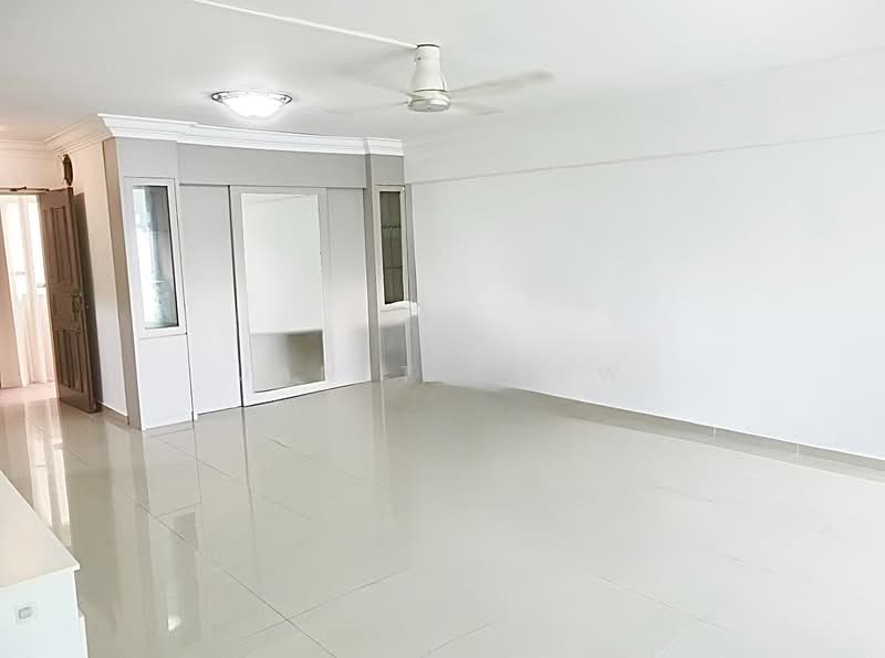 687B Woodlands Drive 75, 687B Woodlands Drive 75, 3 Bedrooms, 1,216 sqft, HDB Flat For Sale, by Janet Chew, 500192935 - Living Room - PropertyGuru.com.sg