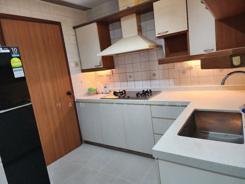 Parbury Hill Condominium, 28 Parbury Avenue, 2 Bedrooms, 829 sqft, Condominium For Sale, by Han Hai Juan, 500192944 - Kitchen - PropertyGuru.com.sg