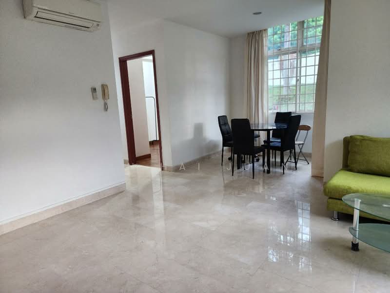 Parbury Hill Condominium, 28 Parbury Avenue, 2 Bedrooms, 829 sqft, Condominium For Sale, by Han Hai Juan, 500192944 - Living Room - PropertyGuru.com.sg